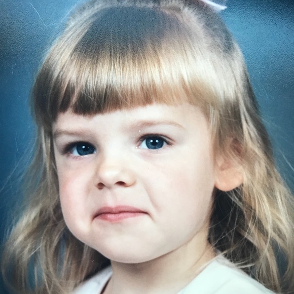 Meet your Posher, Danielle - Picture 1 of 1